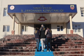 jandarma-milyonlarca-lira-kayip-yaratacak-sahte-gonul-iliskisi-oyununu-alevlendirdi-nc8cnlqt.jpg