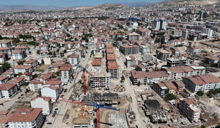 malatya-depremi-gokkusagi-ve-bulut-apartmanlari-davasinda-muteahhide-15-yil-hapis-cezasi-38M4zRuU.jpg