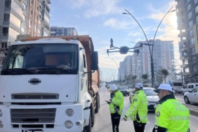 malatyada-dron-teknolojisiyle-desteklenen-beton-mikseri-ve-hafriyat-kamyonu-denetimi-kNDl3zlE.jpg