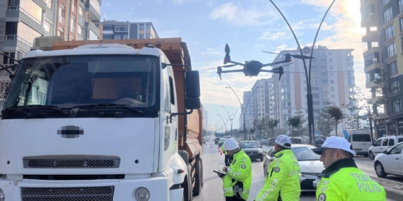 Malatya’da Dron Teknolojisiyle Desteklenen Beton Mikseri ve Hafriyat Kamyonu Denetimi