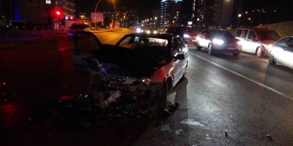 Malatya’da Tır ve Otomobil Çarpıştı: Üç Yaralı!