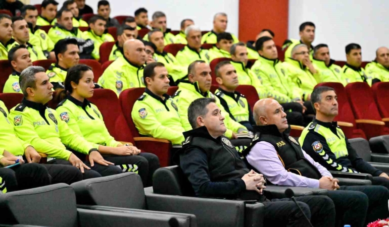 malatyada-trafik-guvenligi-konulu-onemli-degerlendirme-toplantisi-VCGeGOXk.jpg