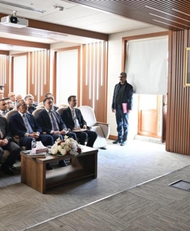 malatyada-yonetimde-beden-dili-ve-etkili-iletisim-semineri-iletisim-becerilerini-gelistirmenin-yollari-gU85w6bS.jpg