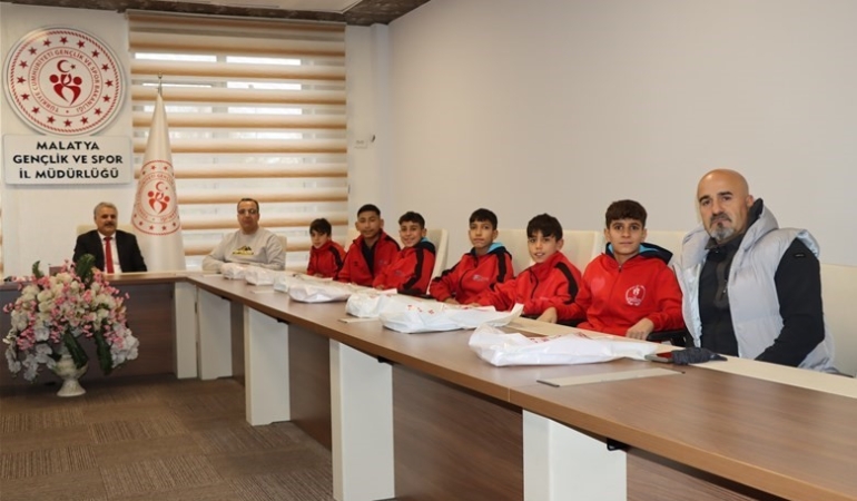 malatyanin-yildizlari-7-sporcu-milli-takim-kampina-secildi-IEnQBC34.jpg