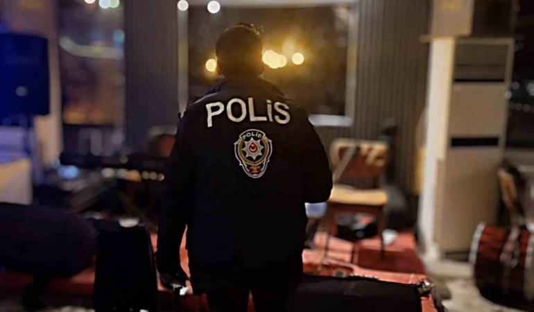 mardinde-91-arac-surucusune-cezai-islem-trafik-denetimleri-sonuclari-zA7qWRMM.jpg