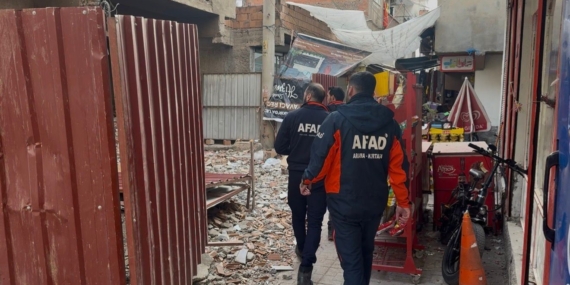 Molozların Altında Kalan İnşaat İşçisinin Korkunç Hikayesi