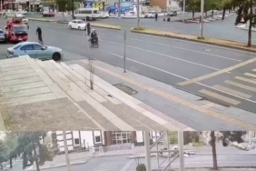 motosiklet-kazasi-yolun-karsisina-gecen-kadina-carpti-2-yarali-5FxtW5BU.jpg