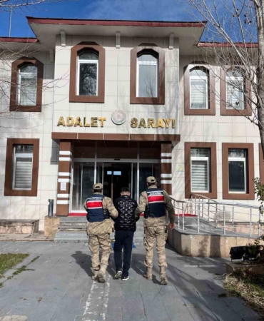 musta-kacak-hukumlu-operasyonu-yakalandi-wJW8bq4m.jpg