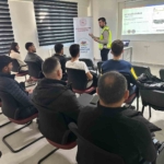 Kars'ta Hafif Ticari Araç Şarampole Uçtu: 5 Kişi Yaralandı thumbnail