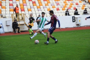 nesine-3-lig-malatya-yesilyurtspor-silifke-belediyesporu-1-0-maglup-etti-RuVAMTJN.jpg