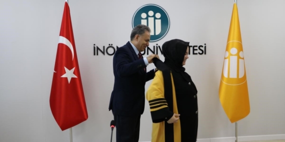 Rektör Akpolat, Unvanı Yükselen Akademisyenlere Cübbe Töreni Düzenledi