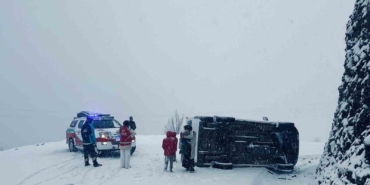 siirtte-minibus-kazasi-6-kisi-yaralandi-1OXNSjXr.jpg