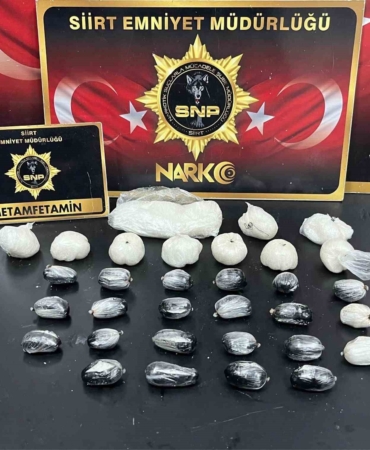 siirtte-yabanci-uyruklu-4-kisinin-midesinden-1-kilo-uyusturucu-cikti-Hcm3e9tu.jpg