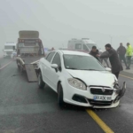 Mardin'de Park Halindeki Otomobilde Yangın Paniği: Yangın Kısa Sürede Söndürüldü thumbnail