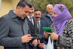 tuncelinin-sicak-bulusmasi-yurekleri-isitan-anlar-U9dYbhTv.jpg