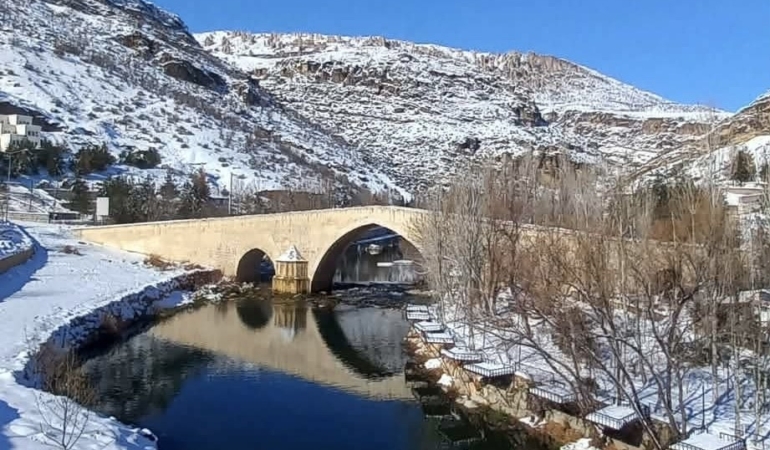 847-yillik-haburman-koprusu-tarihin-ihtisami-ile-bugun-x2tb2gaO.jpg