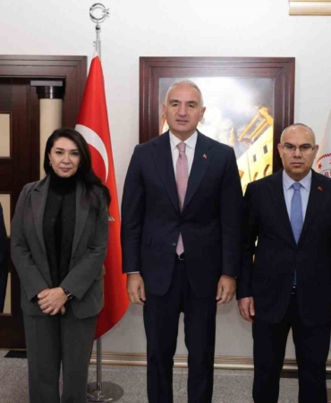 agrida-kultur-ve-turizm-bakani-ersoyun-ziyareti-zVqpNtb9.jpg