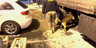 batman-polisinin-nefes-kesen-uyusturucu-operasyonu-tirda-51-kilo-ilac-yakalandi-T1t9irND.jpg