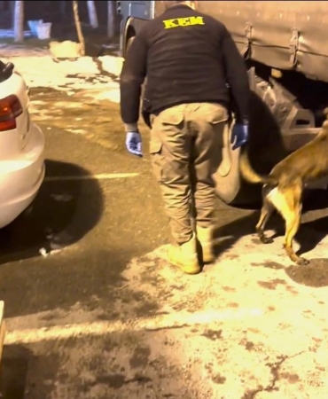 batman-polisinin-nefes-kesen-uyusturucu-operasyonu-tirda-51-kilo-ilac-yakalandi-T1t9irND.jpg