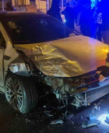 batmanda-goruntulere-yansiyan-trafik-kazasi-soku-rguL78pL.jpg