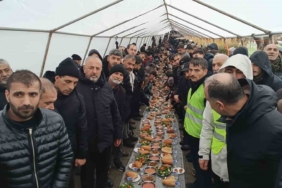batmanda-seyh-suleyman-bagdunun-vefatinin-20-yil-donumunde-binlerce-kisi-anma-toreninde-bir-araya-B8Ja1IXq.jpg