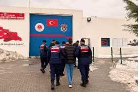batmanda-sicak-takip-aranan-30-kisi-yakalandi-pP3byrGj.jpg