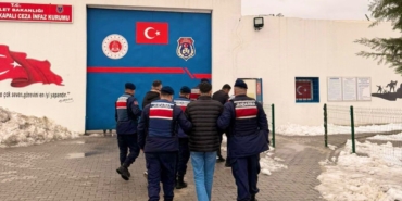 batmanda-sicak-takip-aranan-30-kisi-yakalandi-pP3byrGj.jpg