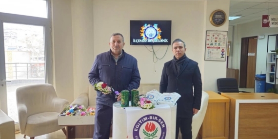 Çermik’te Yeni Atanan Öğretmenlere Özel Çiçekli Karşılama Töreni