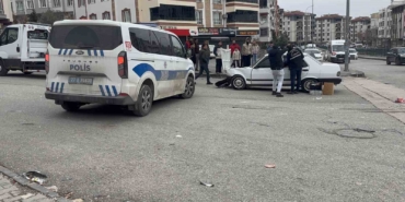 dikkatsizlik-sonucu-4-yasindaki-cocuga-carpan-otomobil-kazasi-cij1kq2G.jpg