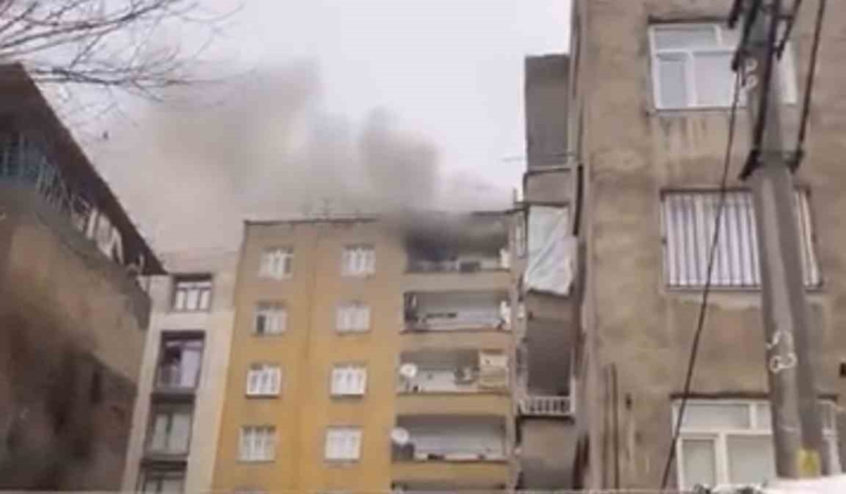 diyarbakirda-7-katli-apartmanda-meydana-gelen-korkutucu-yangin-OuAwBTrc.jpg