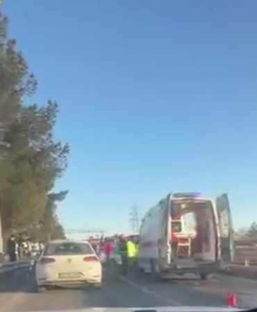 diyarbakirda-fatal-trafik-kazasi-1-hayatini-kaybetti-1-yarali-JfNSzVkC.jpg