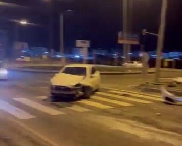 Diyarbakır’da İki Araç Çarpıştı: Yaralı Sayısı 2