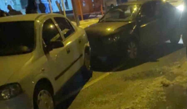 diyarbakirda-meydana-gelen-trafik-kazasinda-1-kisi-yaralandi-nspsq5gu.jpg