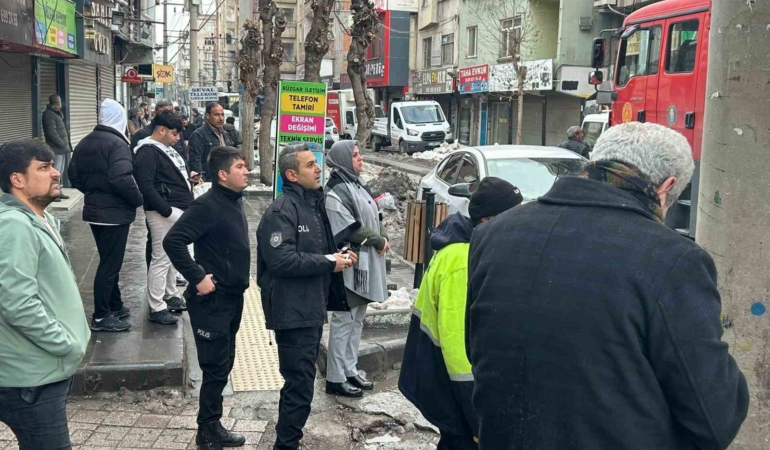 diyarbakirdaki-guvercin-oteli-yangini-100den-fazla-kus-hayatini-kaybetti-J33mHfp5.jpg