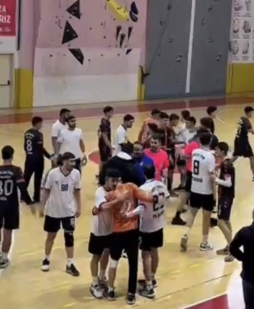 elazig-genclik-spor-hentbolda-5te-5-zaferi-XJrI6uWN.jpg