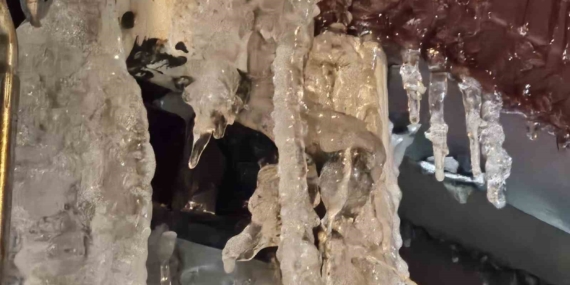 Elazığ’da Buz Sarkıtları: Doğanın Muhteşem Buz Patikaları