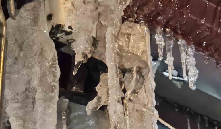 elazigda-buz-sarkitlari-doganin-muhtesem-buz-patikalari-71DYgBmW.jpg