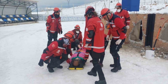 Elazığ’da MEB AKUB Ekibi Akreditasyon Sınavında Büyük Başarı Gösterdi!