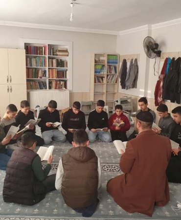 elazigda-ogrencilere-ozel-ara-donem-egitim-programi-aciklandi-Sla6sn9Z.jpg