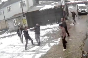 elazigda-yolcunun-tuvaletini-duvara-yapmasi-nedeniyle-cikan-kavga-AtrjDqPx.jpg