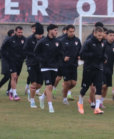 elazigspor-elaziga-donus-yolu-aciyor-LX7wMwU6.jpg