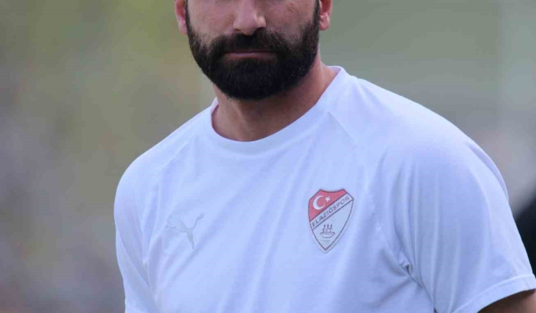 elazigsporda-kaleci-muammerin-sozlesmesi-feshedildi-xRBFrOcm.jpg