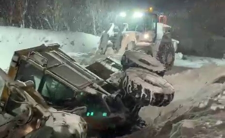 Erzurum’da Kar Temizleme Aracının Devrilmesi: Detaylar ve Son Gelişmeler