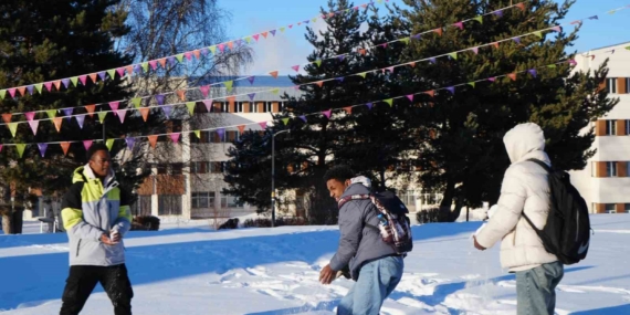 Erzurum’da Siyah ve Beyazın Görselliği: Büyüleyici Bir Buluşma