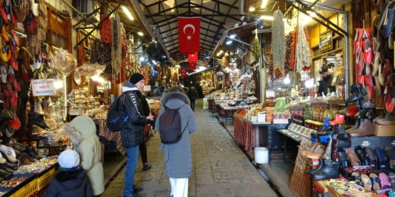 Gaziantep’te Kar Yağışı: Tarihi Çarşıların Sessizliği