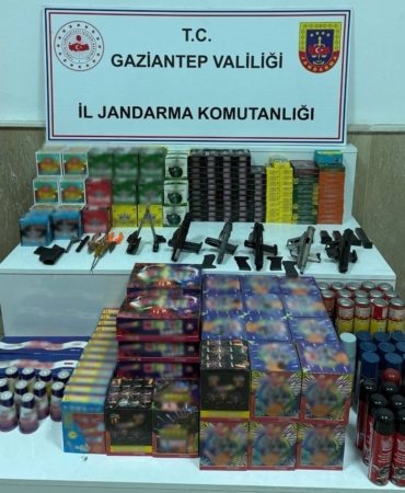 gaziantepte-silah-kacakciligina-darbe-1-gozalti-EefUmMxL.jpg