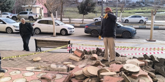 Gercüş’te Felaketin Eşiğinden Dönüldü: 12 Katlı Bina Merdiveni Çöktü