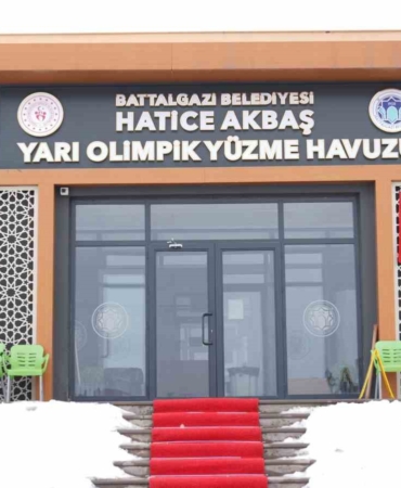 goztepe-hatice-akbas-yari-olimpik-yuzme-havuzunda-baslayan-yeni-egitim-donemi-sOHeRfxg.jpg