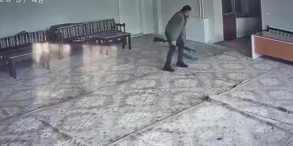 Husumetlinin Silahlı Saldırısı: O Anlar Güvenlik Kamerasında
