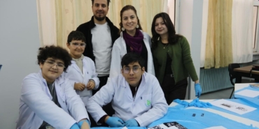 inonu-universitesinde-cocuklarin-yeteneklerini-sergiledigi-ozgun-baski-resim-atolyesi-pu2vqthe.jpg